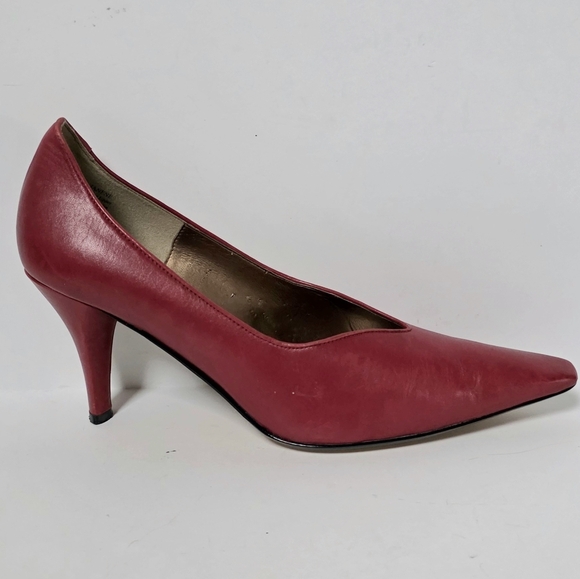 J.Renee Shoes - J Renee Janene Elegant Red Women's Leather Pumps Heels Women's Size 9.5